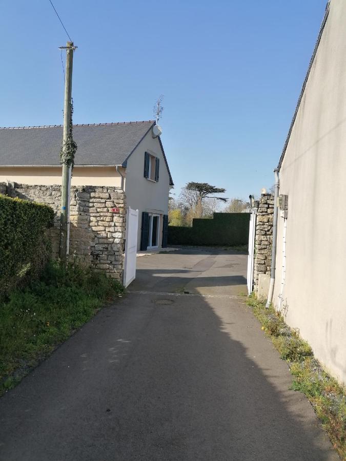 Commes Le So Art, Grande Maison 4 Chambres, Terrain De Petanque, Grand Jardin Clos, Flipper, Babyfoot, Jeux Arcade, Ping Pong,1 Km Mer, Proche Golf, Port En Bessin, Bayeux Et Plages Du Debarquement, Adaptee Enfants מראה חיצוני תמונה