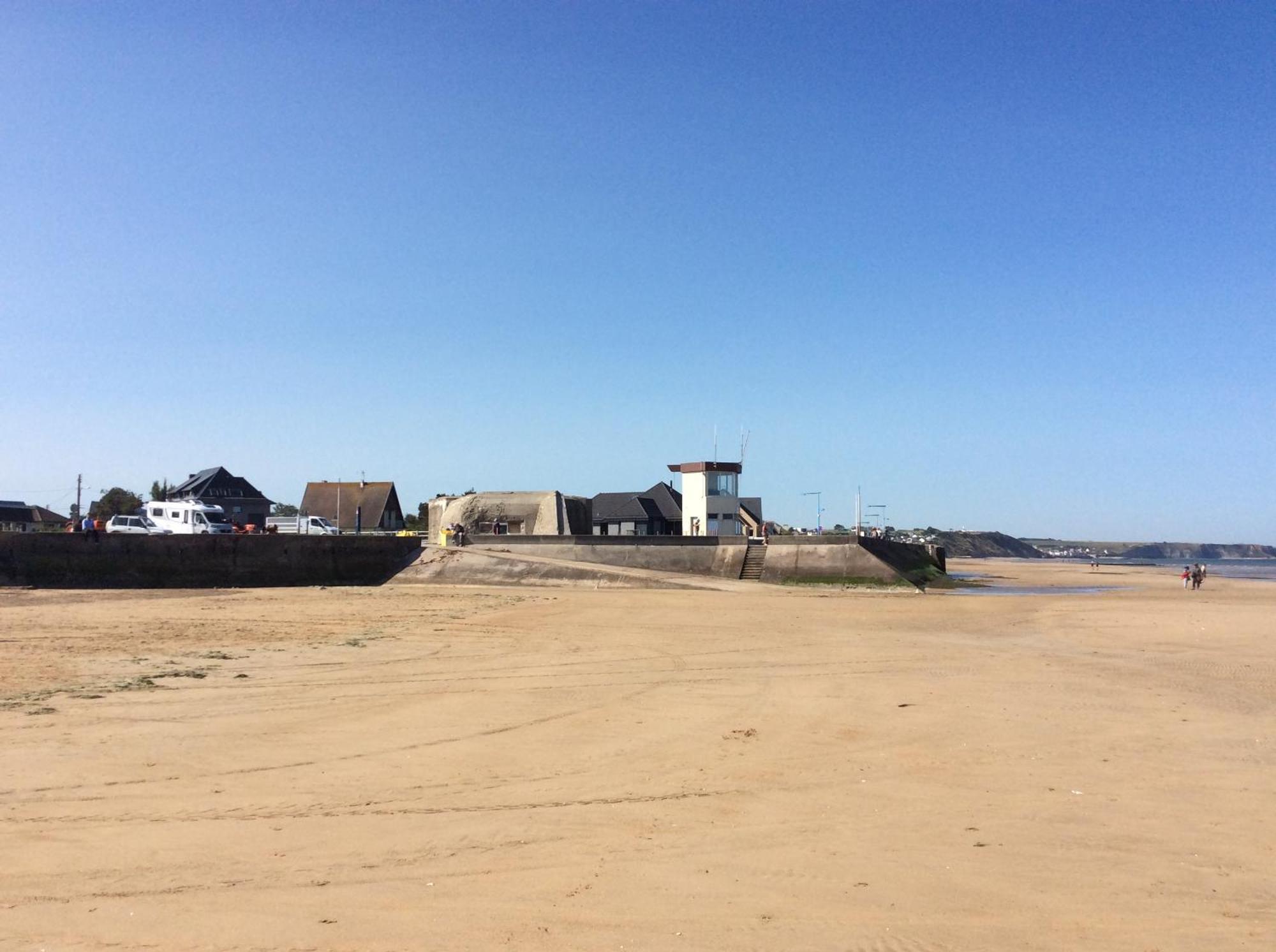 Commes Le So Art, Grande Maison 4 Chambres, Terrain De Petanque, Grand Jardin Clos, Flipper, Babyfoot, Jeux Arcade, Ping Pong,1 Km Mer, Proche Golf, Port En Bessin, Bayeux Et Plages Du Debarquement, Adaptee Enfants מראה חיצוני תמונה