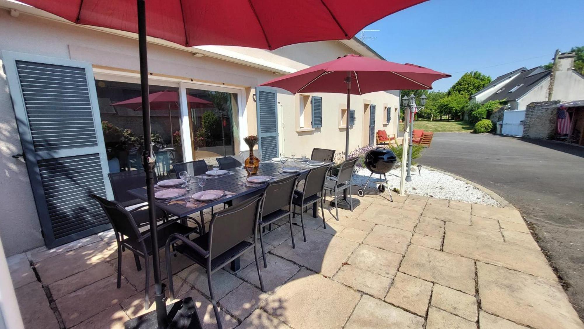 Commes Le So Art, Grande Maison 4 Chambres, Terrain De Petanque, Grand Jardin Clos, Flipper, Babyfoot, Jeux Arcade, Ping Pong,1 Km Mer, Proche Golf, Port En Bessin, Bayeux Et Plages Du Debarquement, Adaptee Enfants מראה חיצוני תמונה