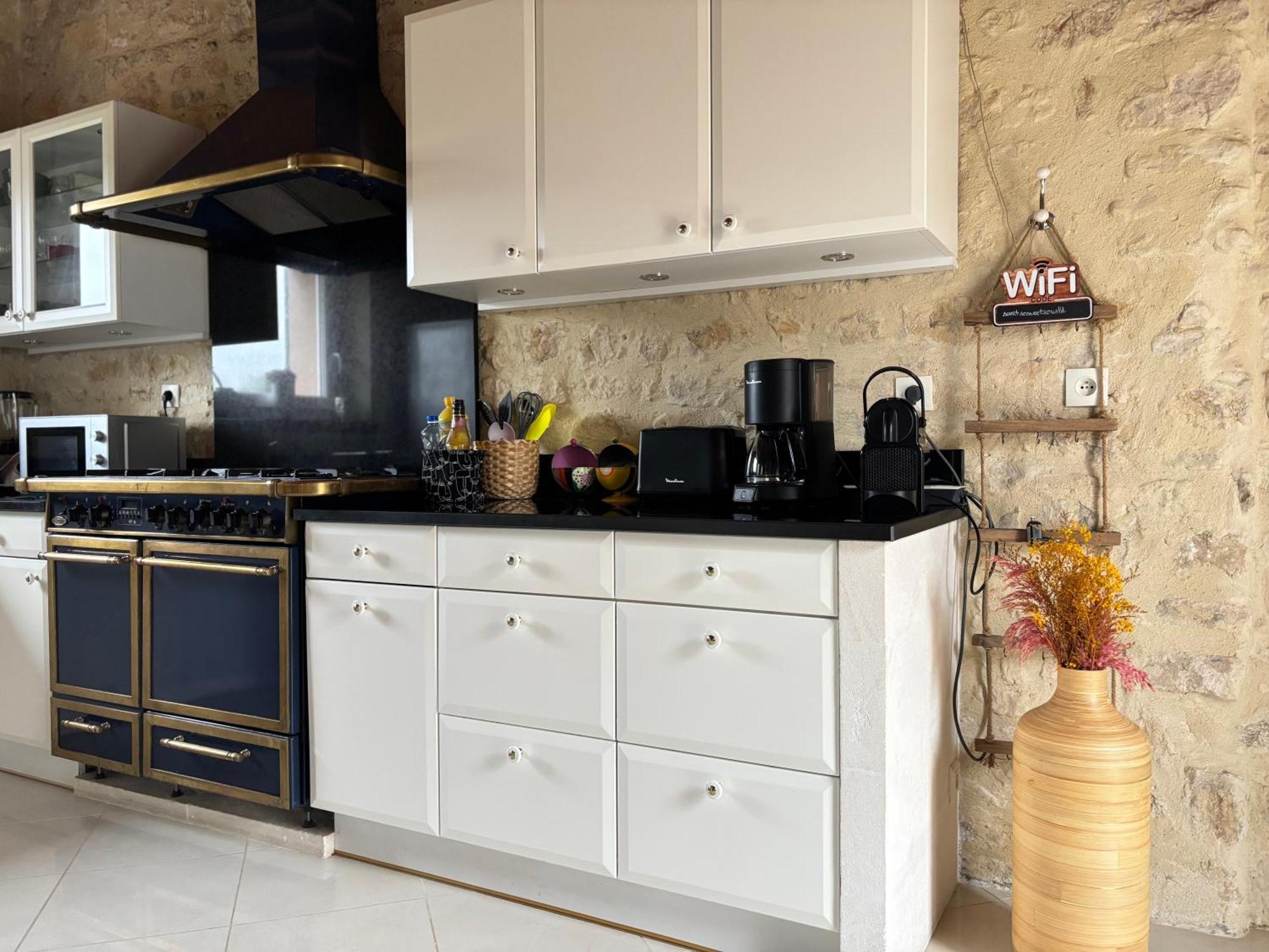Commes Le So Art, Grande Maison 4 Chambres, Terrain De Petanque, Grand Jardin Clos, Flipper, Babyfoot, Jeux Arcade, Ping Pong,1 Km Mer, Proche Golf, Port En Bessin, Bayeux Et Plages Du Debarquement, Adaptee Enfants מראה חיצוני תמונה